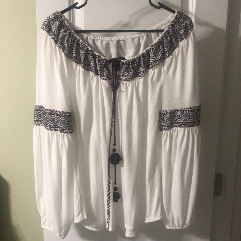 White House Black Market Top SZL